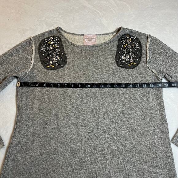 Romeo & Juliet Couture Embellished Shoulder Relaxed Fit Sweatshirt Size Small - Picture 6 of 8